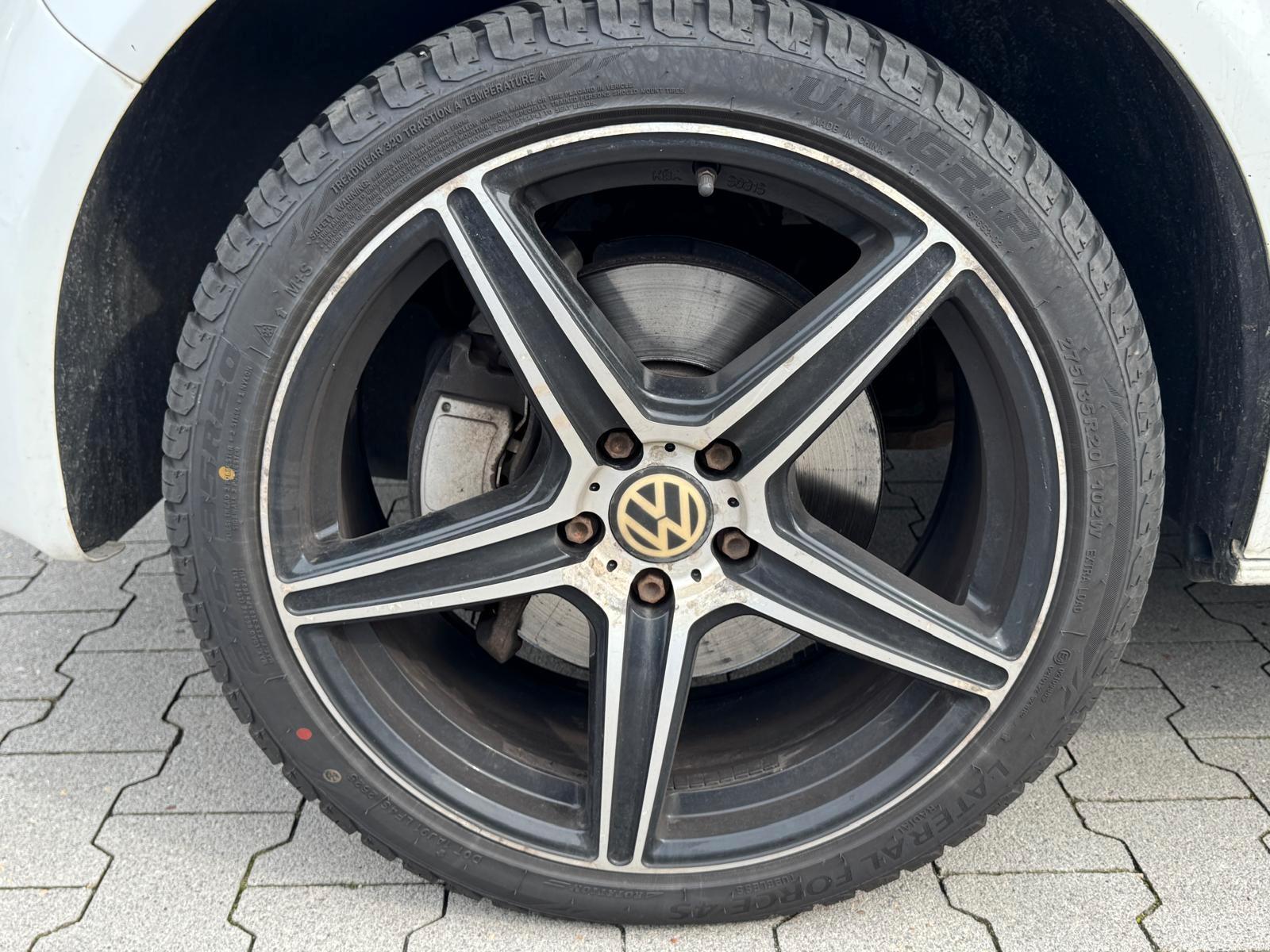 Volkswagen T5 Multivan Edition 25 2.0 TDI 179 ch BVA / 7 places / Alcantara / Toit panoramique / Chauffage auxiliaire
