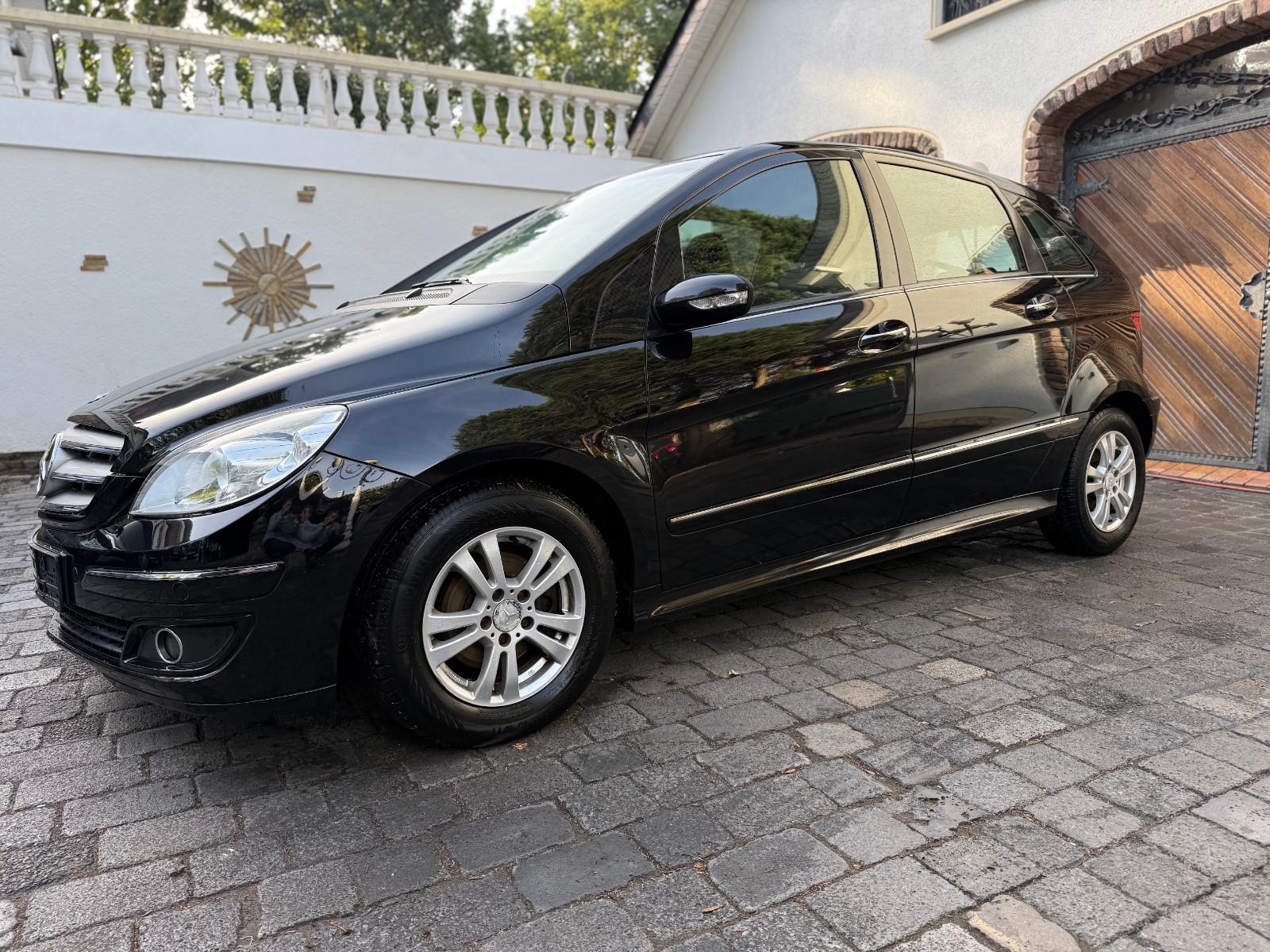Mercedes-Benz B 170 3Hd Leder PDC Xenon Perfekter Zustand TÜV