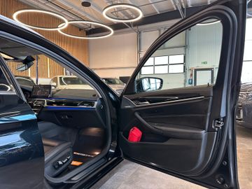 BMW 530 d Touring Luxury Line *2. Hand*Klima*Kamera*