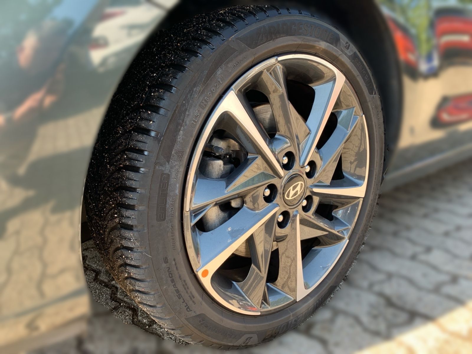 Fahrzeugabbildung Hyundai i30 Kombi 1.0 T-GDI 7-DCT Advantage Plus