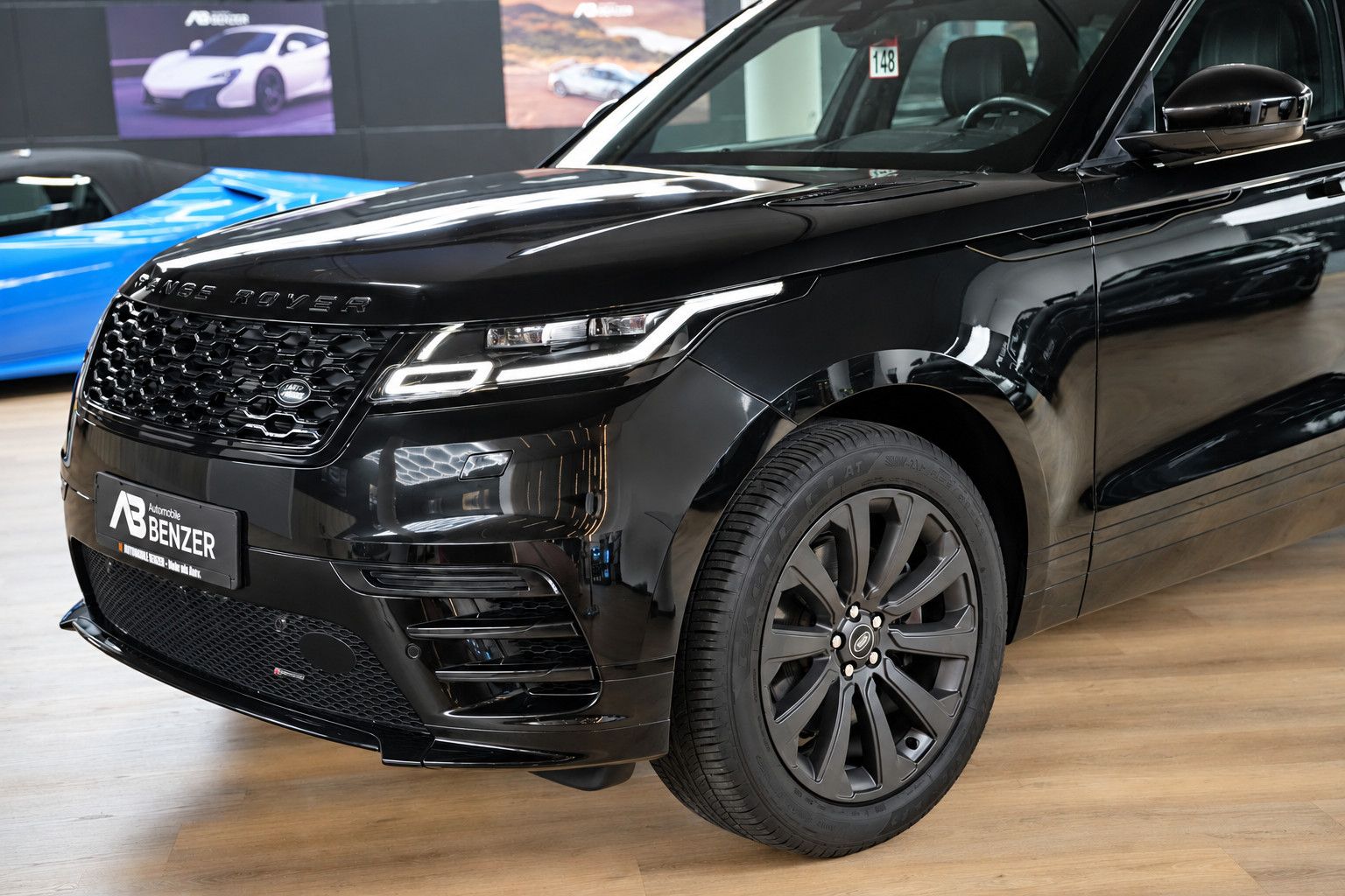 Fahrzeugabbildung Land Rover Range Rover Velar R-Dynamic SE *Meridian*Memory*