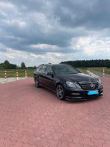 Mercedes-Benz E 63 AMG E 63 T AMG AMG - gebrauchte Mercedes-Benz E 63 AMG aus dem Jahr 2012