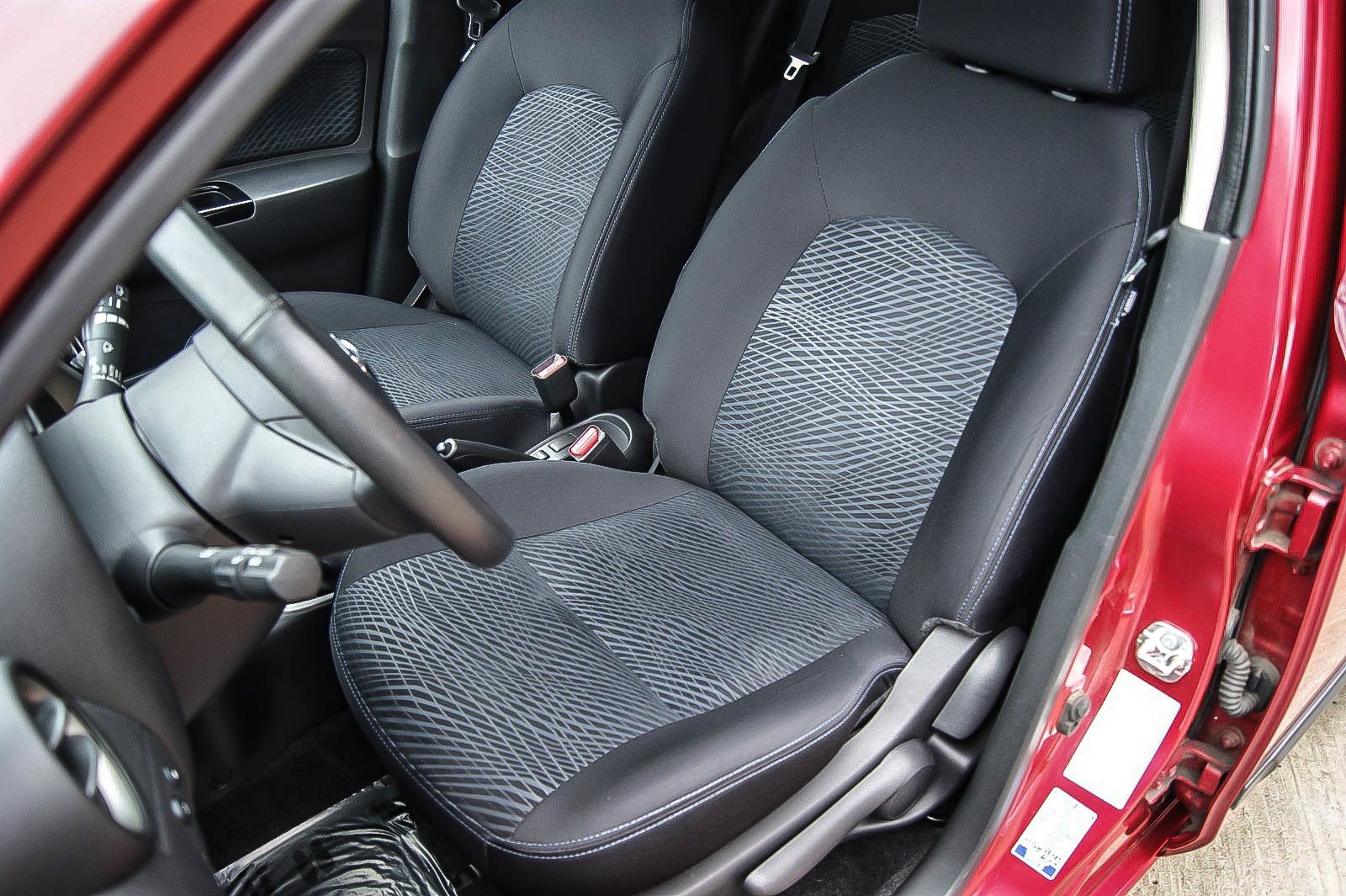Fahrzeugabbildung Nissan Micra K13 N-Tec 1.2i NAVI SIHZG PDC TEMPOMAT BLT