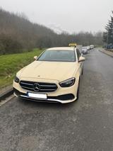 Mercedes-Benz E 220 d Autom. - - Mercedes-Benz E 220: Beige