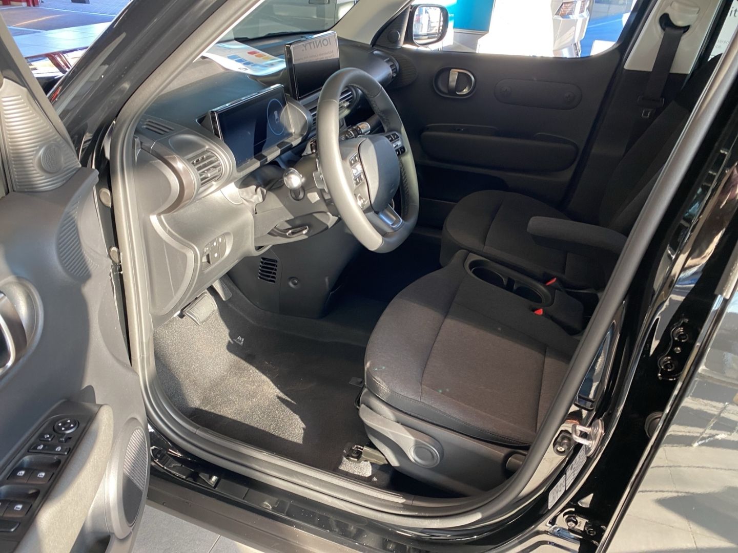 Hyundai INSTER – Bild 11