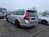 Volvo V70 Kombi Momentum - Volvo V70 mit Diesel-Antrieb: Kombi, Automatik