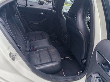 Mercedes A 180 - 11