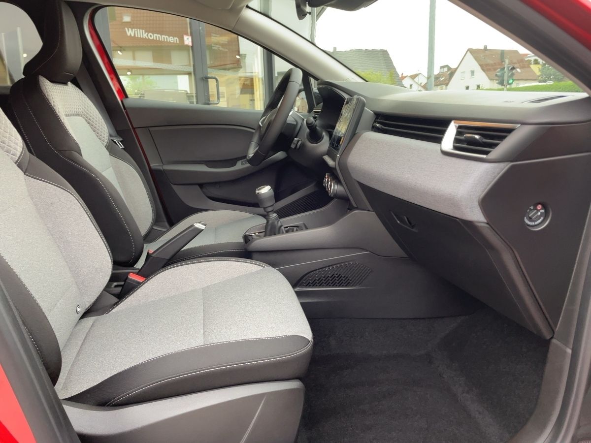 Fahrzeugabbildung Renault Clio Evolution TCe 100 LPG SHZ Kamera