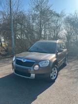Skoda Yeti Ambition Line TDI *AHK *Pano *T... - Skoda Yeti in Bremen