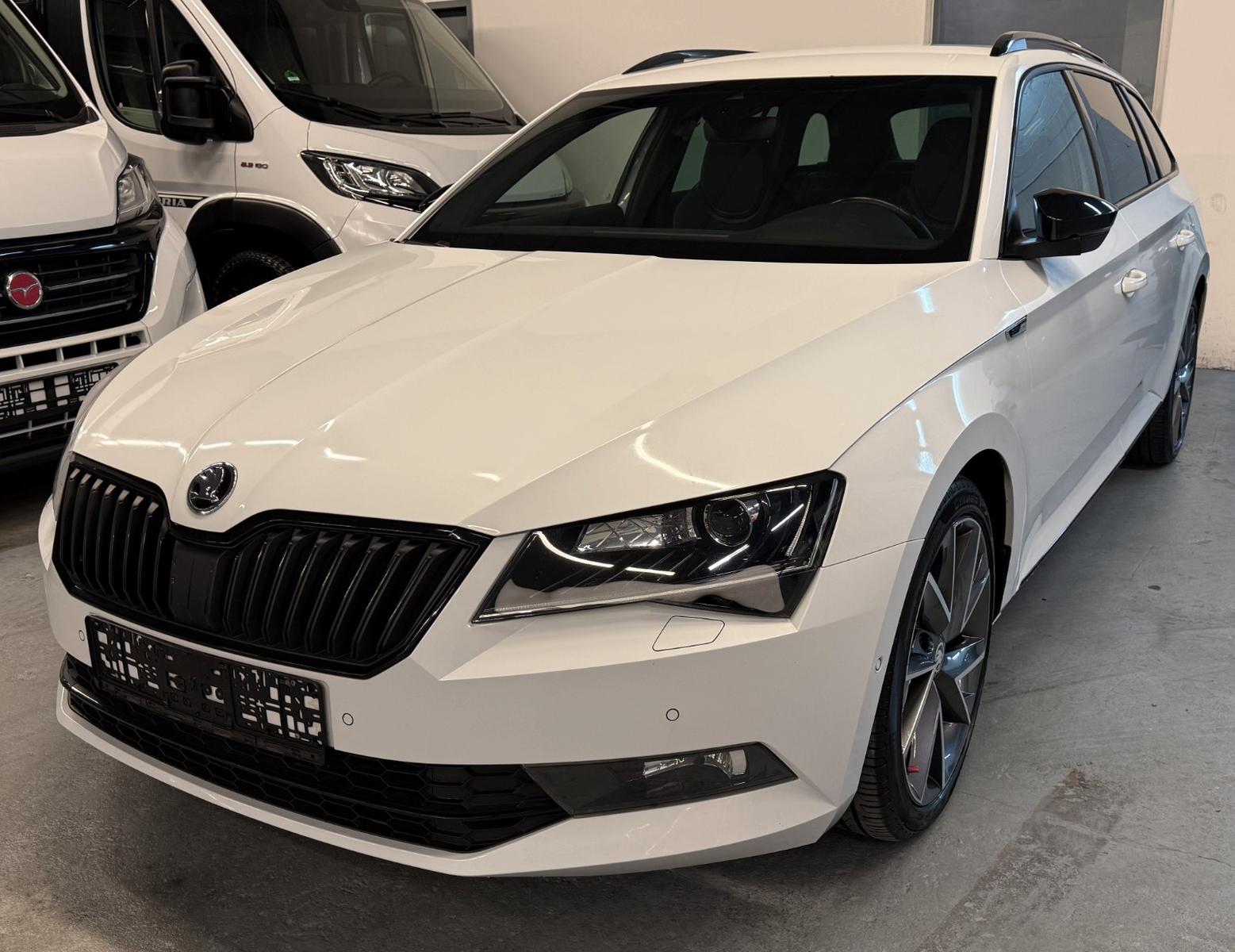 Skoda Superb Combi Sportline 2.0 TDI/AhK.