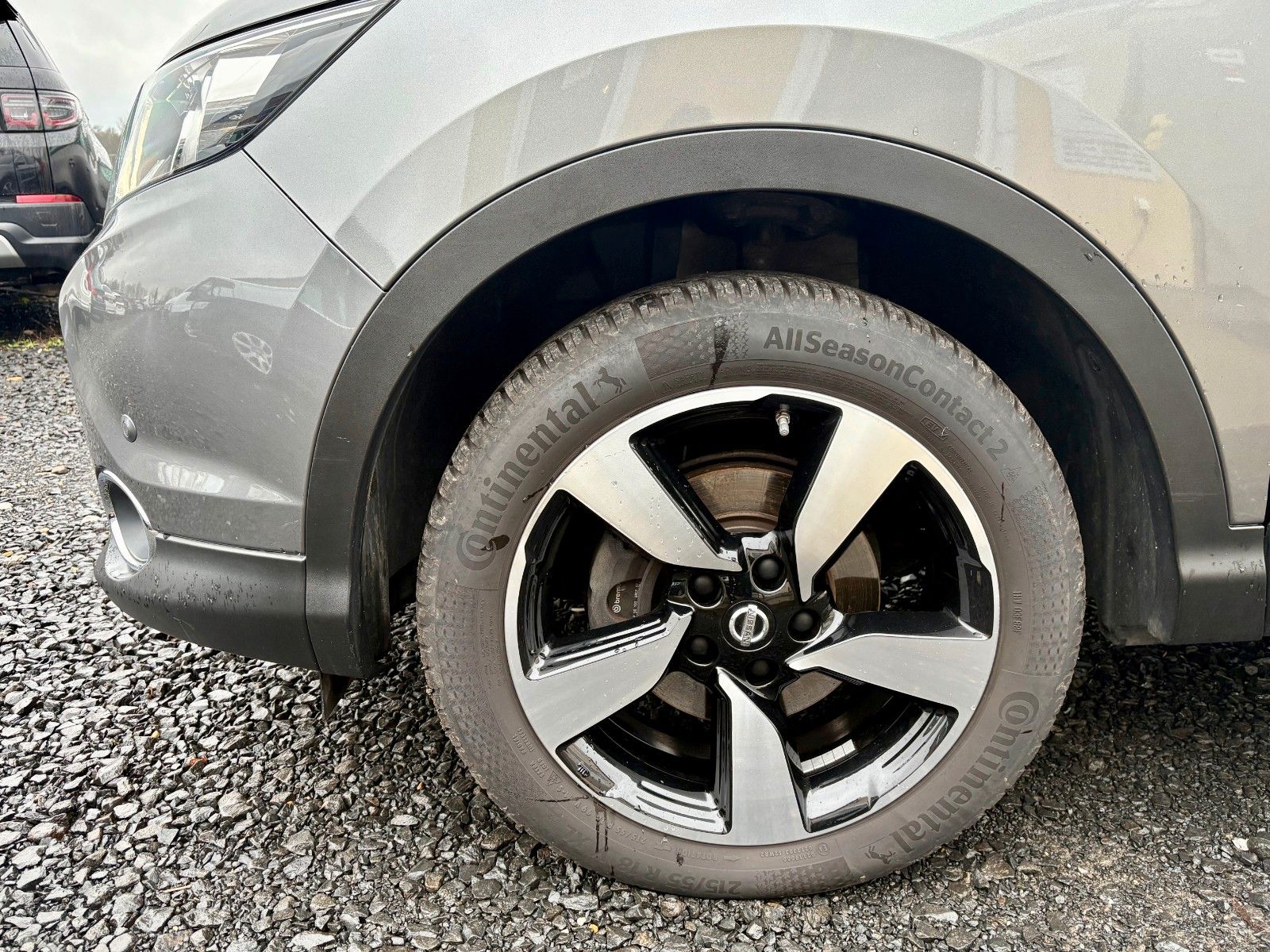 Fahrzeugabbildung Nissan Qashqai 1.6 N-Connecta Navi AHK 360 View 2.HAND