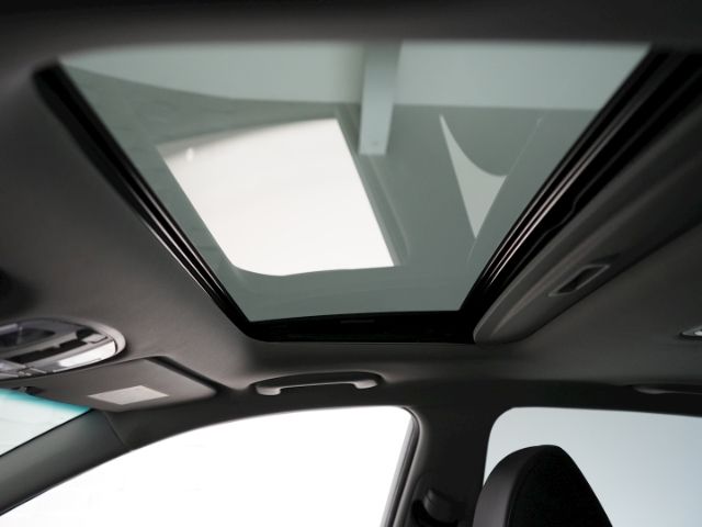 KONA Elektro PREMIUM 64kWh AT+VOLL LED+NAVI+RÜCK