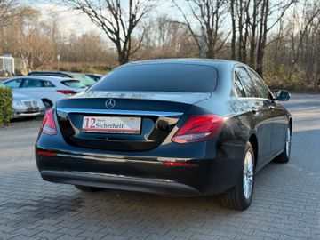 Mercedes E 200 - 9