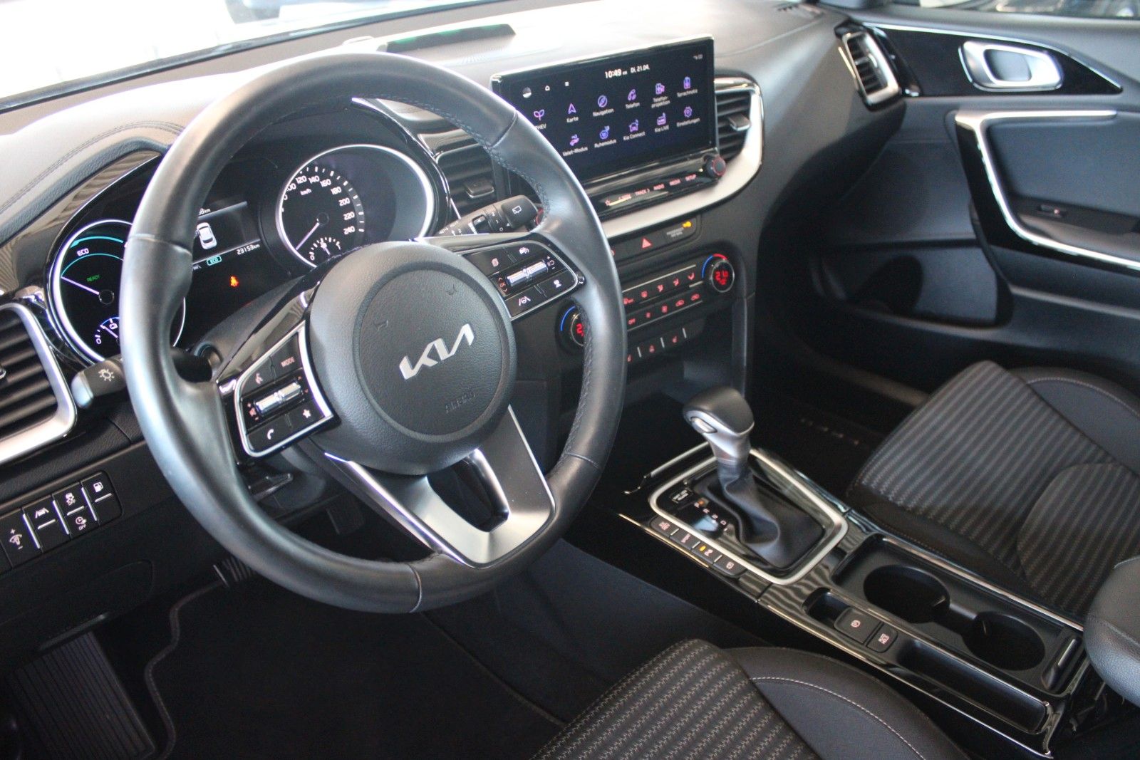 Fahrzeugabbildung Kia XCeed Plug-in-Hybrid 1.6 GDI DCT6 VISION