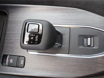Nissan Qashqai Tekna+ 1.3 DIG-T °LED°PGD°RFK°HUD°BOSE°