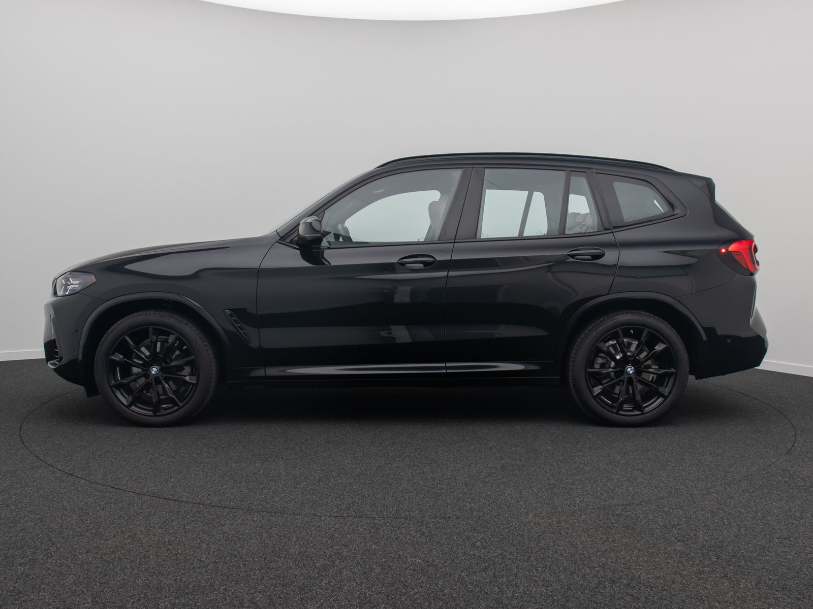 Fahrzeugabbildung BMW X3 xD20d M Sport DAB Kamera Panorama 20Zoll LED