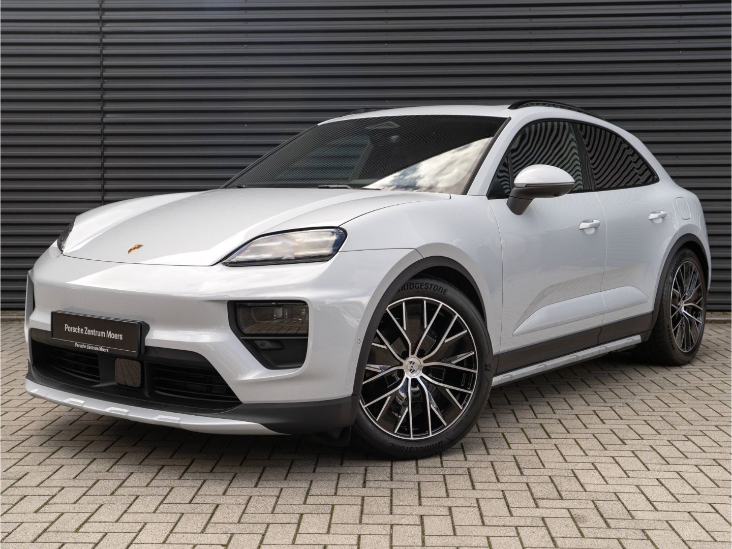 Porsche Macan - Bild 1