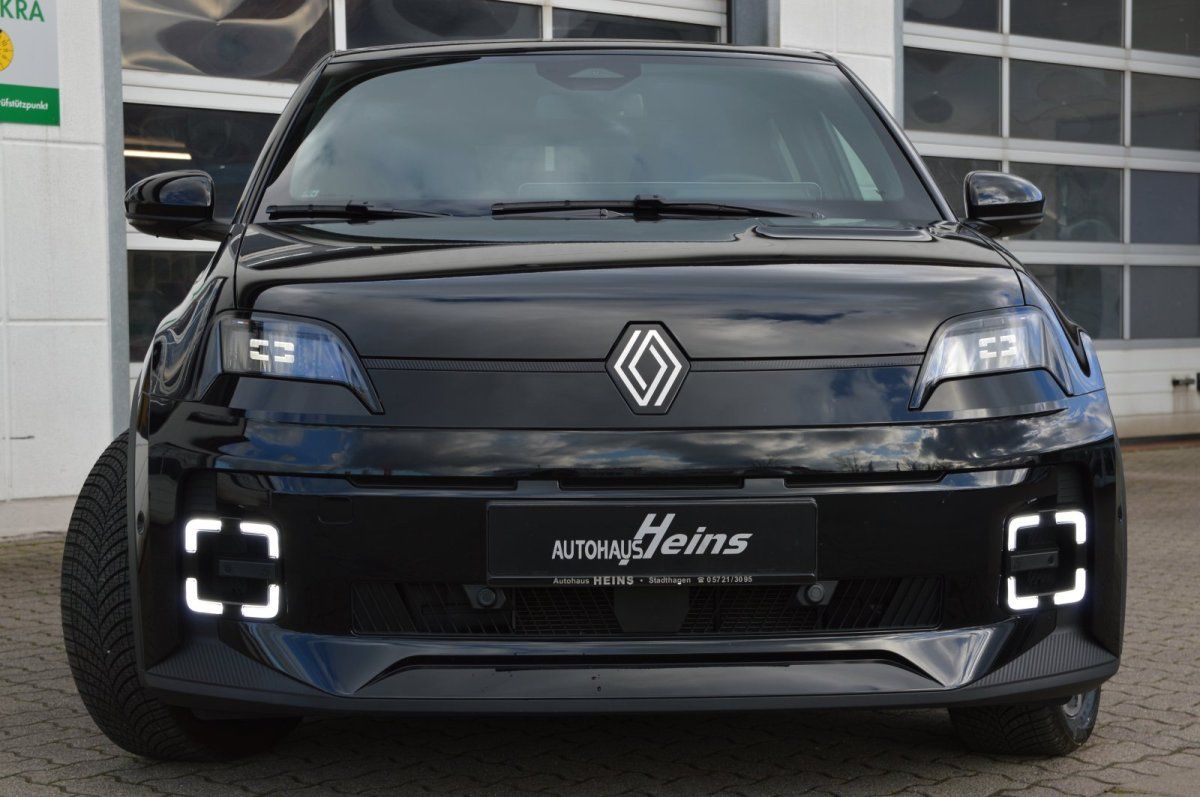 Fahrzeugabbildung Renault 5 E-Tech Electric   120 Urban Range Techno Winte