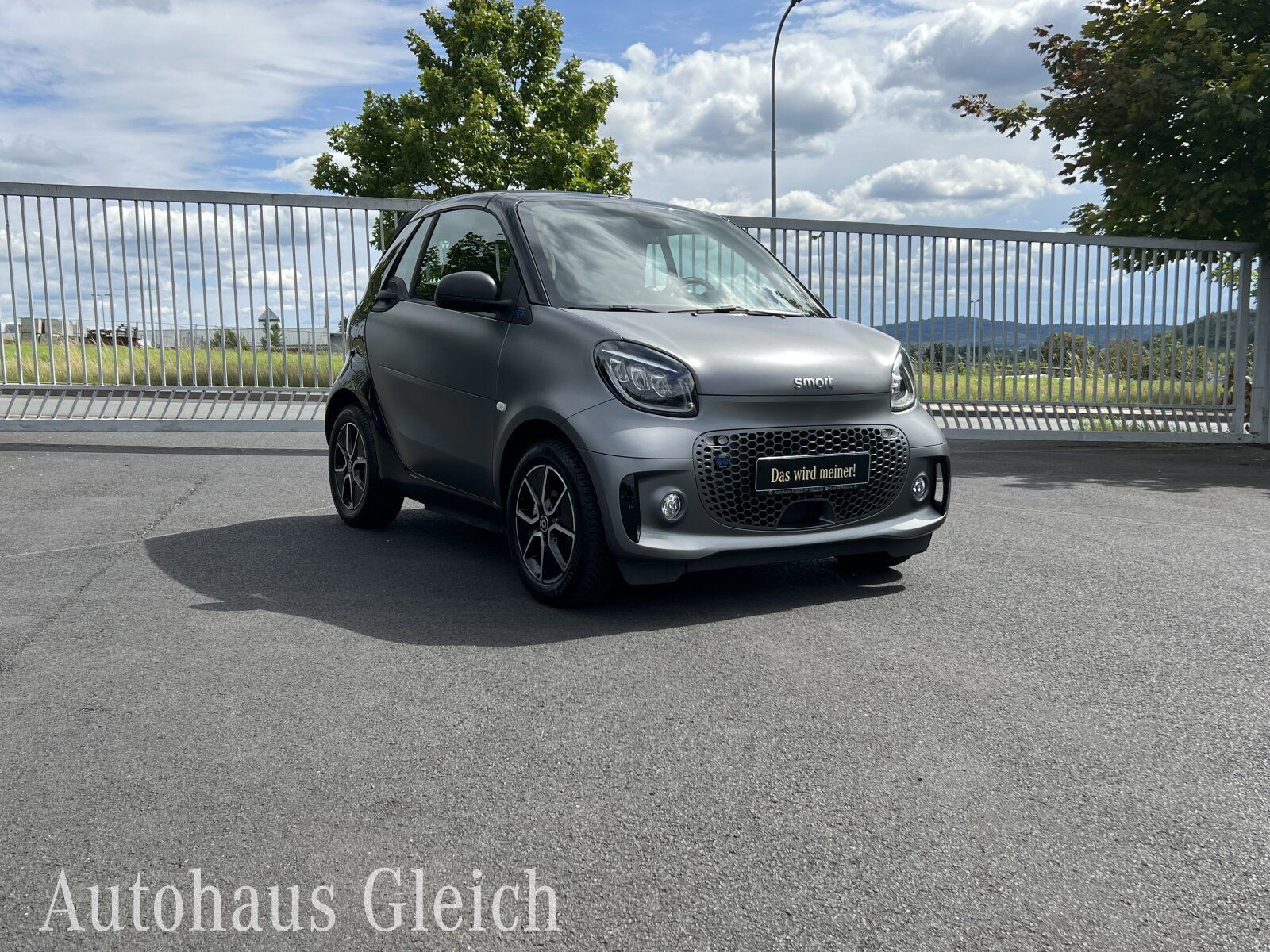 Fahrzeugabbildung Smart smart EQ fortwo cabrio Klima/LED/JBL Soundsystem