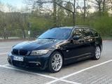 BMW 320d M Paket 177ps N47  - BMW 320: 177