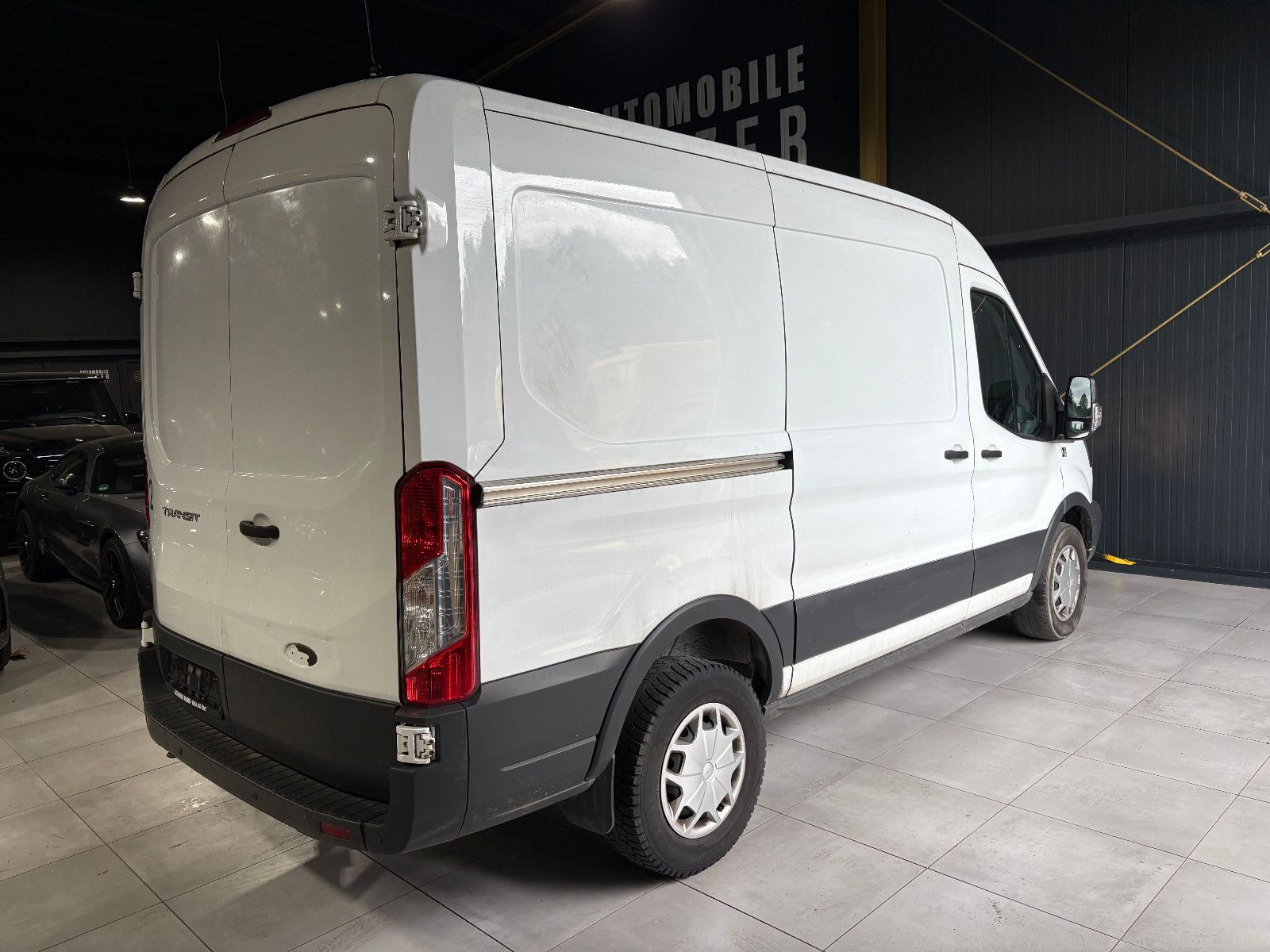 Fahrzeugabbildung Ford Transit Kasten 330 L2 H2Trend/3-SITZ/PDC/KLIMA/