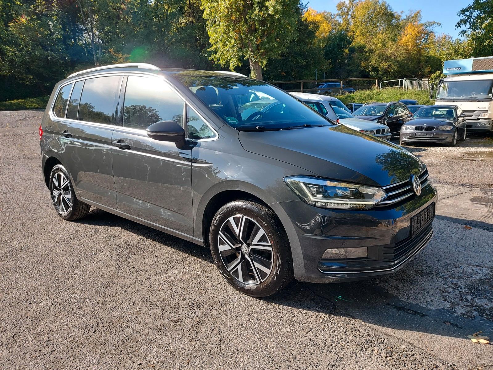 Volkswagen Touran 2.0TDI  Highline BMT Navi&LED