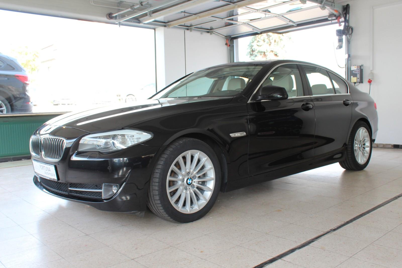 BMW 523i Aut. Navi Leder Xenon HUD Schiebedach Hi-Fi