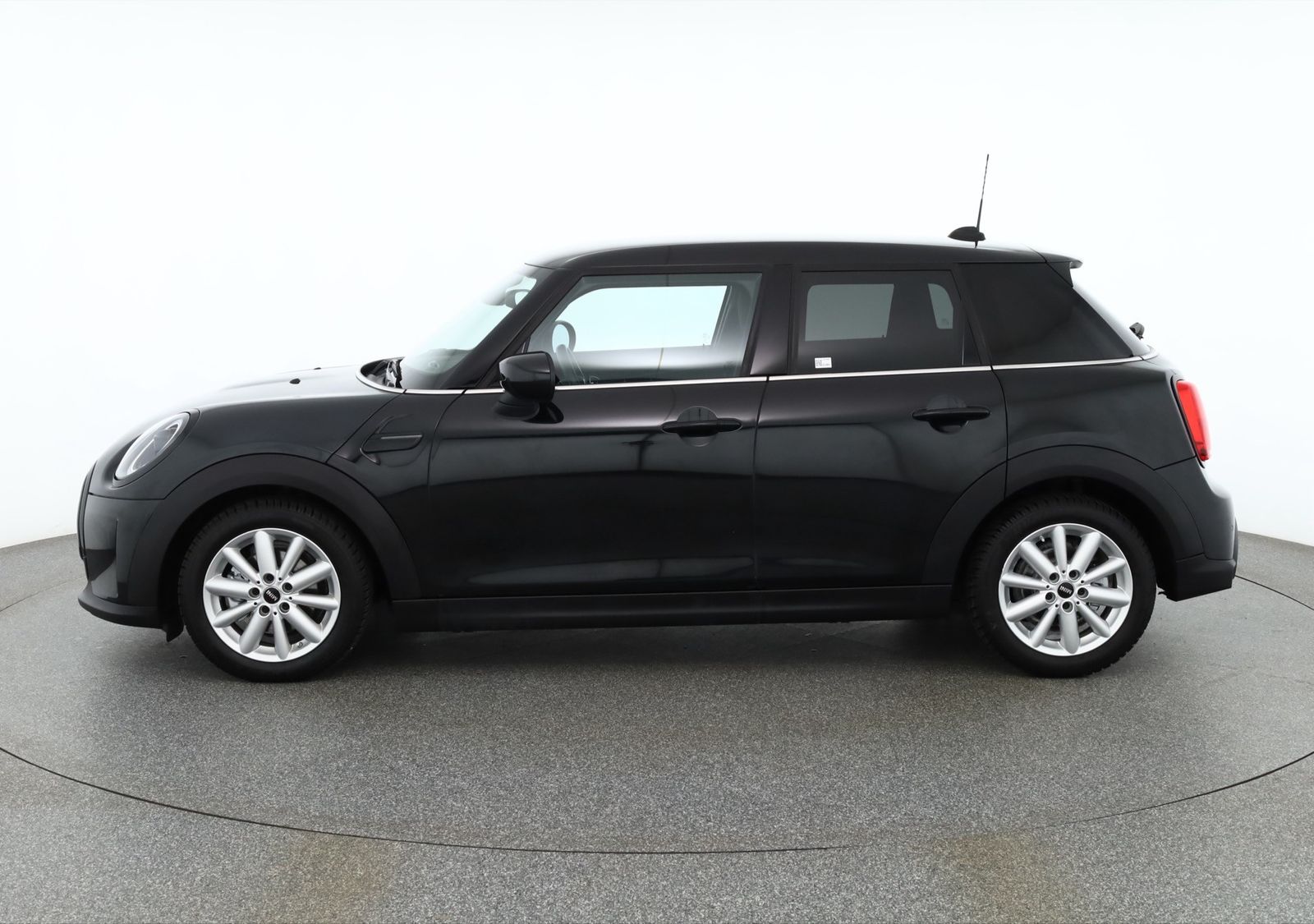 MINI Cooper 1.5 Classic Trim LED Navi Kamera Tempomat imagem 2