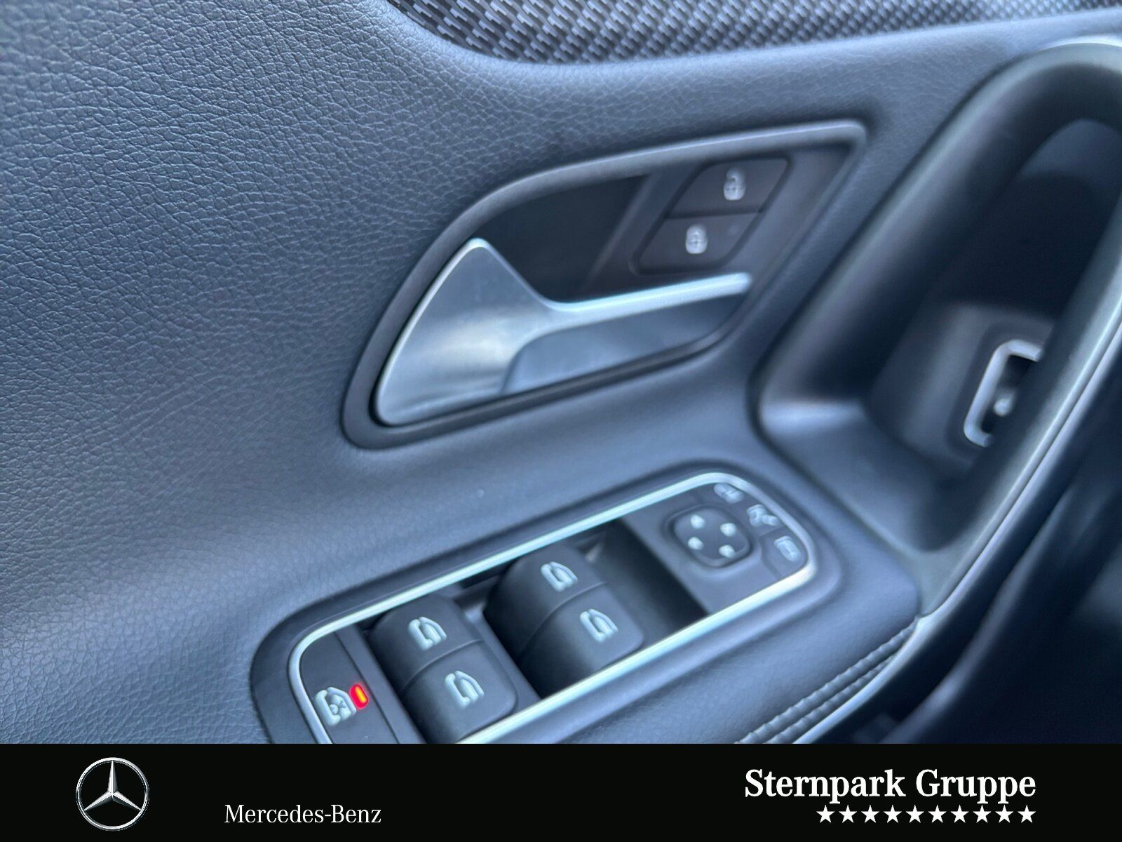 Mercedes-Benz A 250 e LED Distronic Kamera WinterP. USB LKRH foto 22