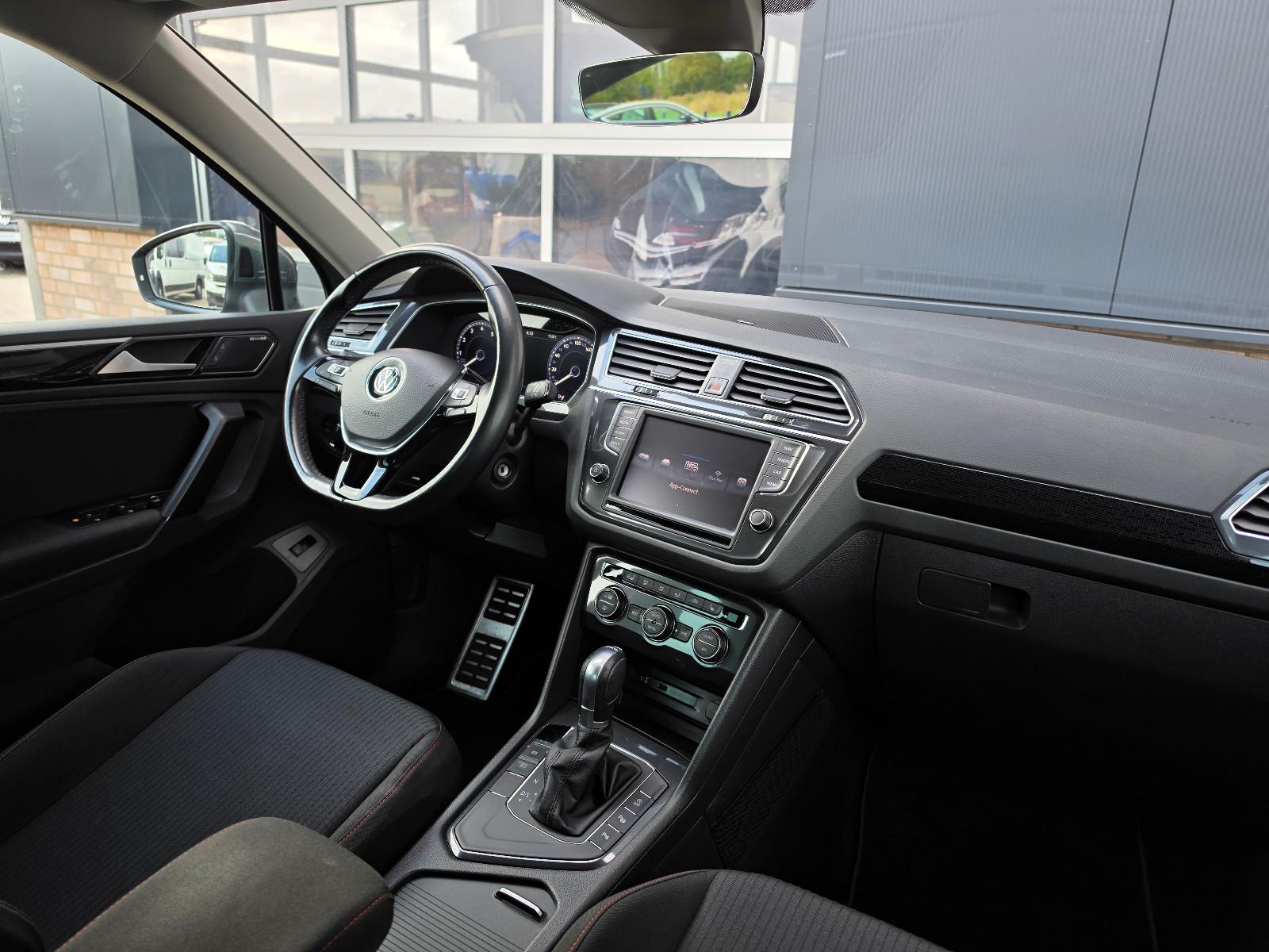 Volkswagen Tiguan Sound 1.4 TÜV Neu/Scheckh./1. Hand/AHK