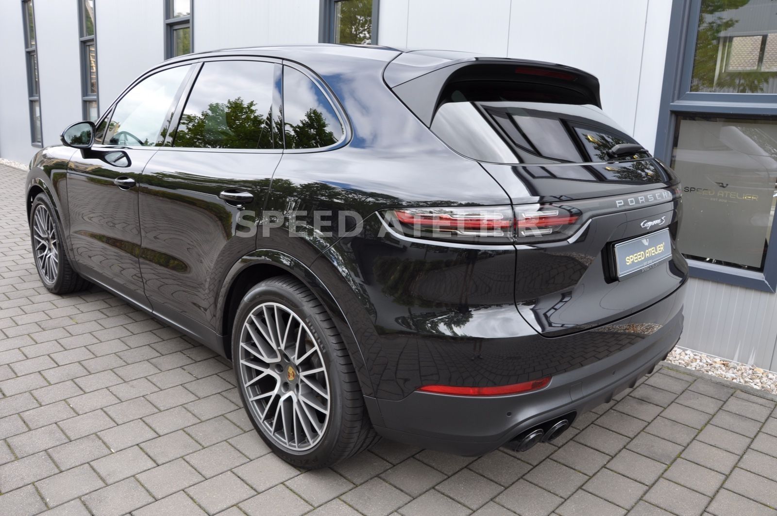 Porsche Cayenne S APPROVED 21 PANO PASM AGA LED 1.HAND foto 6