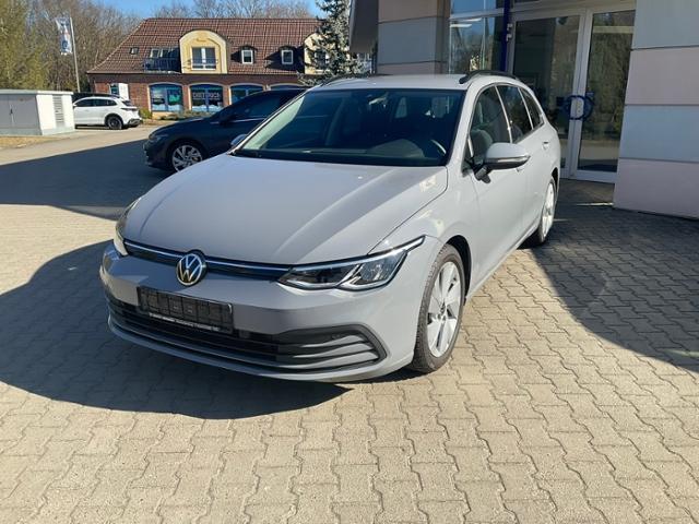 Volkswagen Golf VIII Variant 1.0 eTSI Life LED NAVI