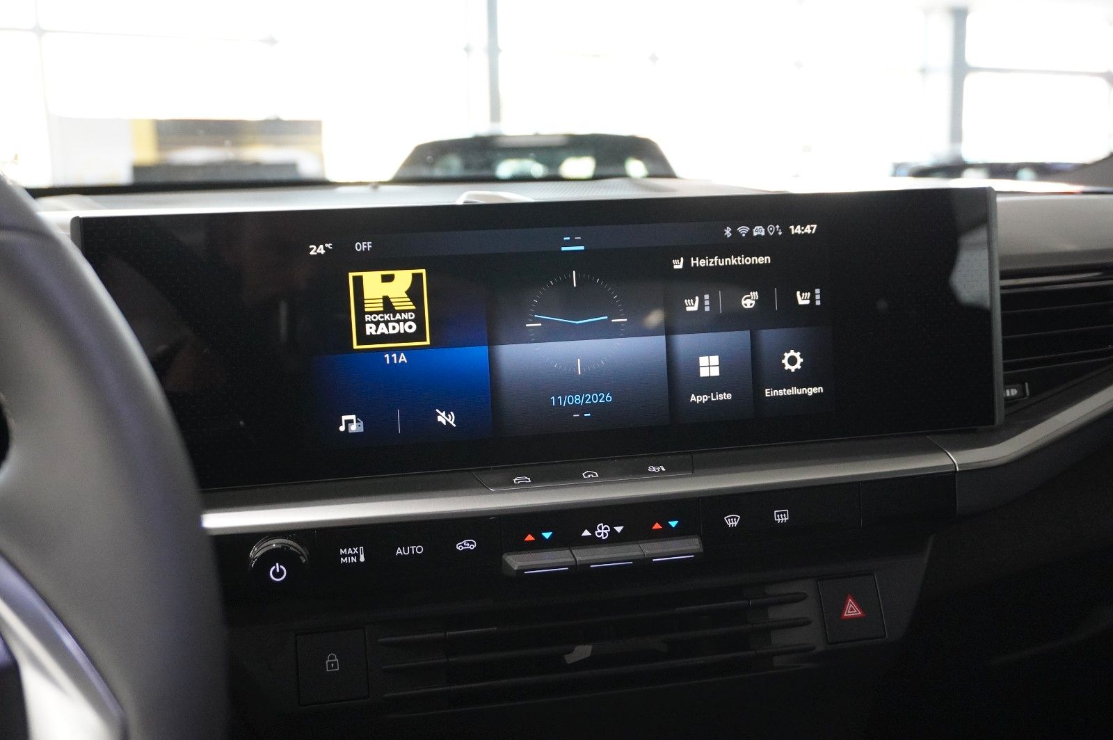 Fahrzeugabbildung Opel Grandland 1.2 48V HYBRID EDIT. NAVI/LED/KAMERA