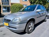Opel Auto, Opel, Automatik : Neuer Tüv von DEKR... - gebrauchte Opel Corsa aus dem Jahr 1999