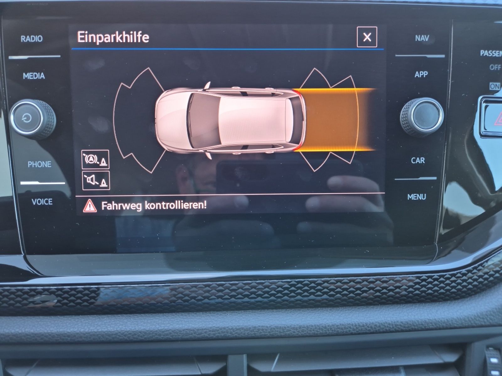 Fahrzeugabbildung Volkswagen Polo 1.0 Life LED Navi AID GRA PDC SH