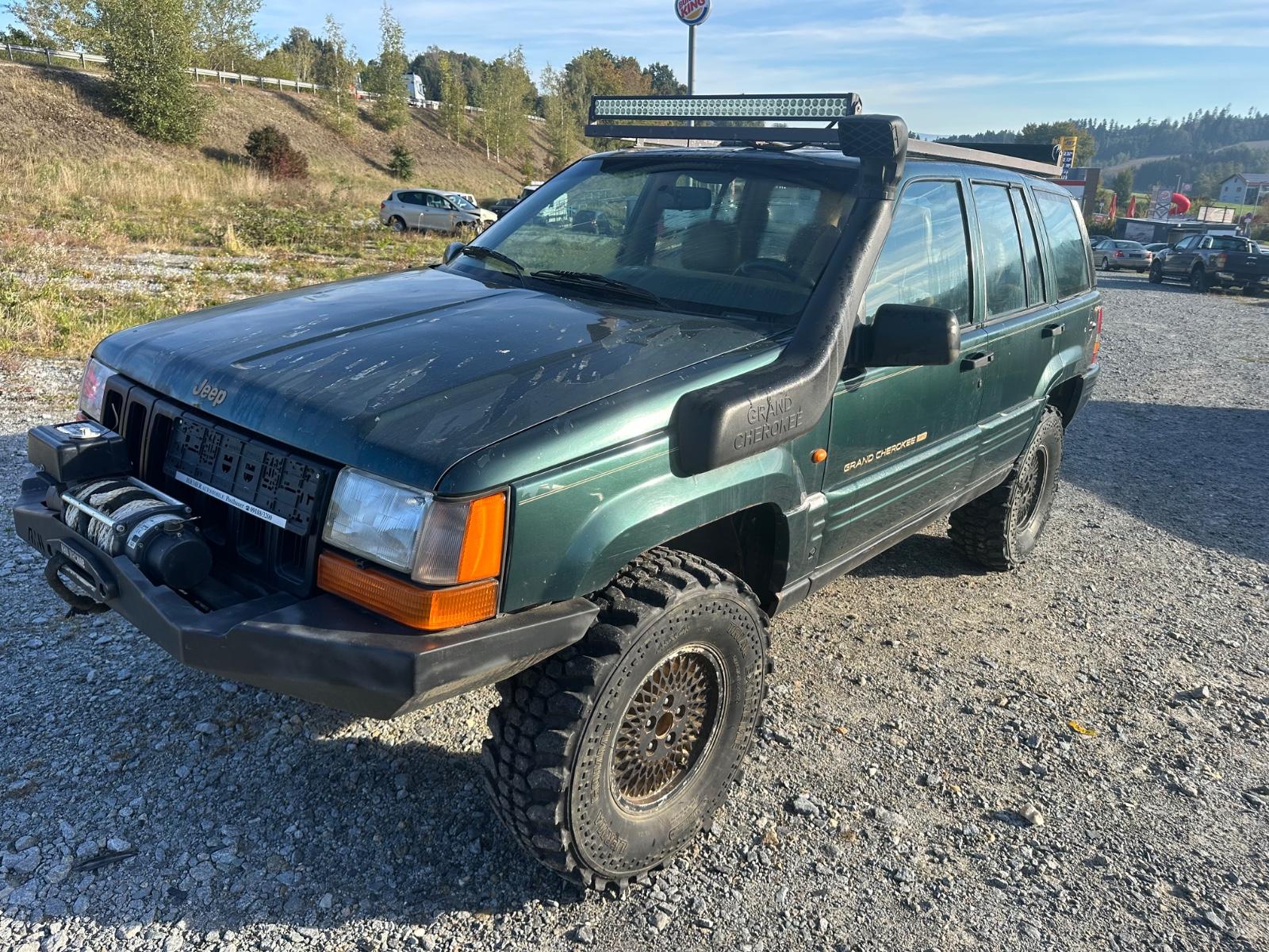 Jeep Grand Cherokee Limited 5.2 Auto