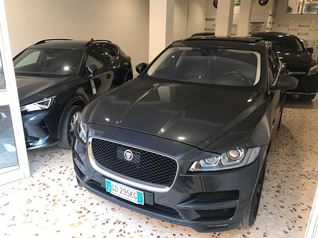 Jaguar F-Pace 2.0 D 180 CV Prestige Panoramico