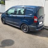 Ford Courier, Klima, AHK, 2.Hand, 2 Schiebetüren - Ford Courier mit Benzin-Antrieb