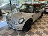 MINI Mini Cooper Clubman 1.4 16V One - silberne MINI One Clubman