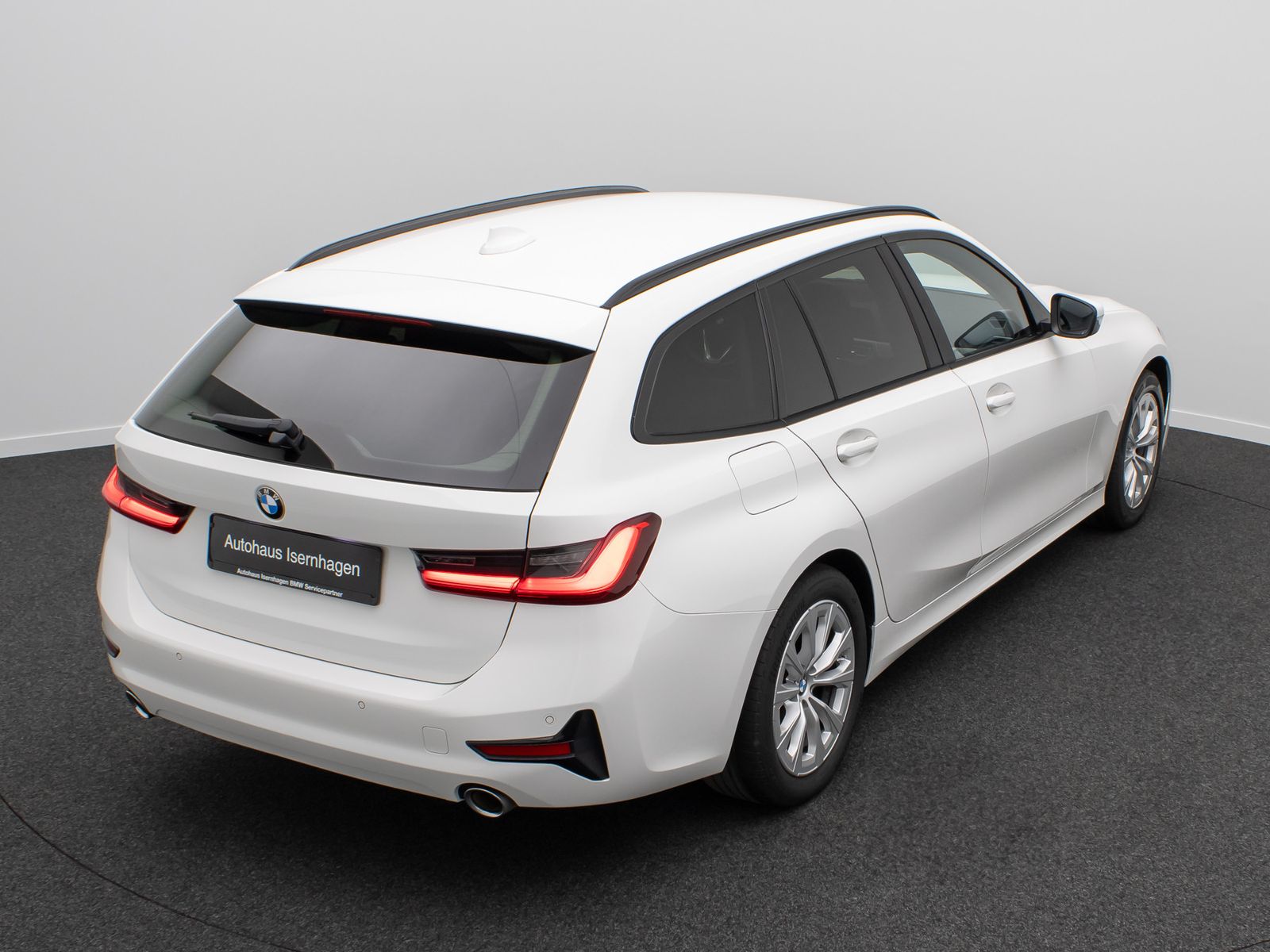 Fahrzeugabbildung BMW 320d HUD DAB Laser PDC DrivAssist Komfort Alarm