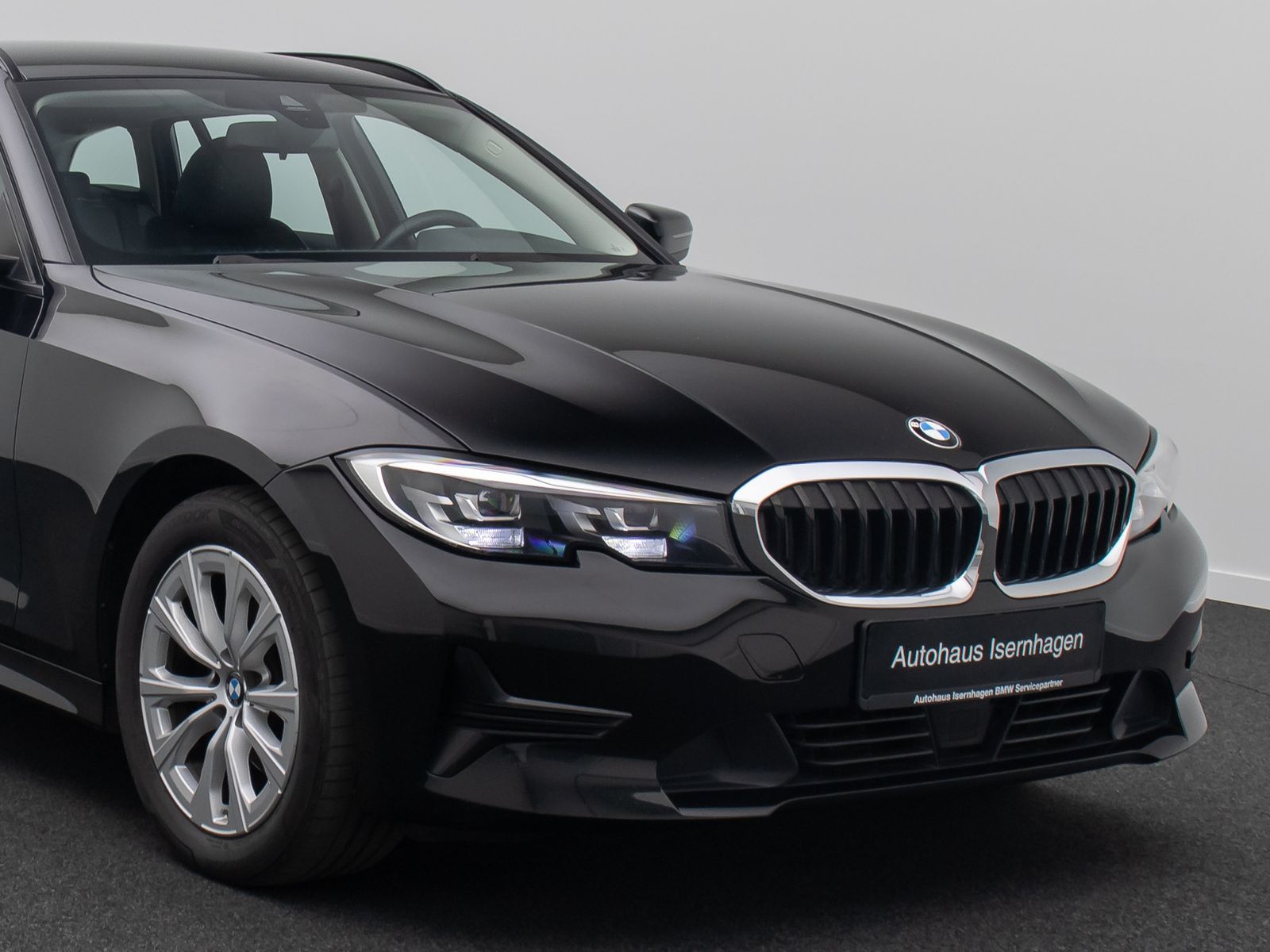 Fahrzeugabbildung BMW 320d Stop&Go Lenkradhzng LED Sportsitz M Sport