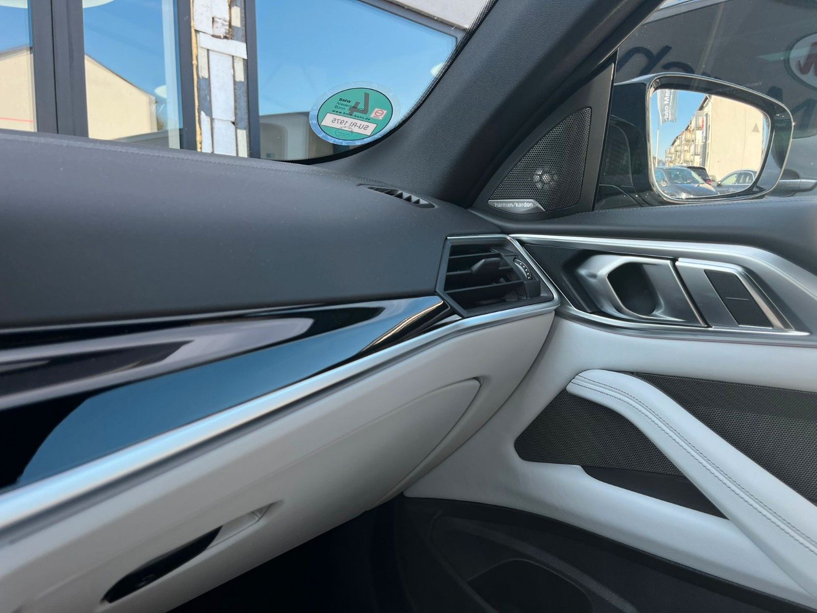 Fahrzeugabbildung BMW M4 Cabrio G83 xDrive Competition*Carbon*Laser*