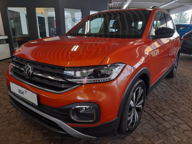 Volkswagen T-Cross Active*NAVI*APPLECARP*SHZ*SPURHA*