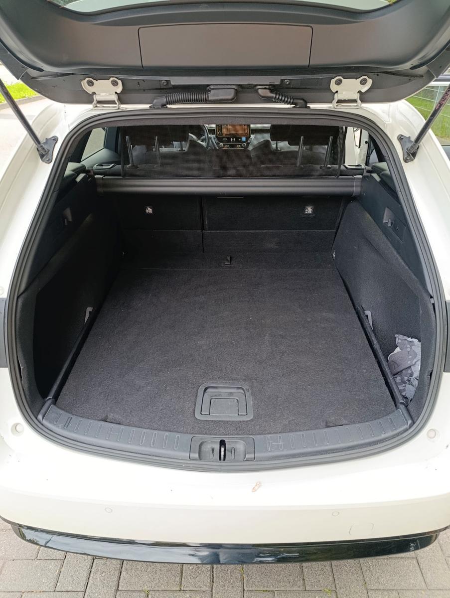 Suzuki Swace 1.8 Hybrid Comfort+ Corolla Touring Sports