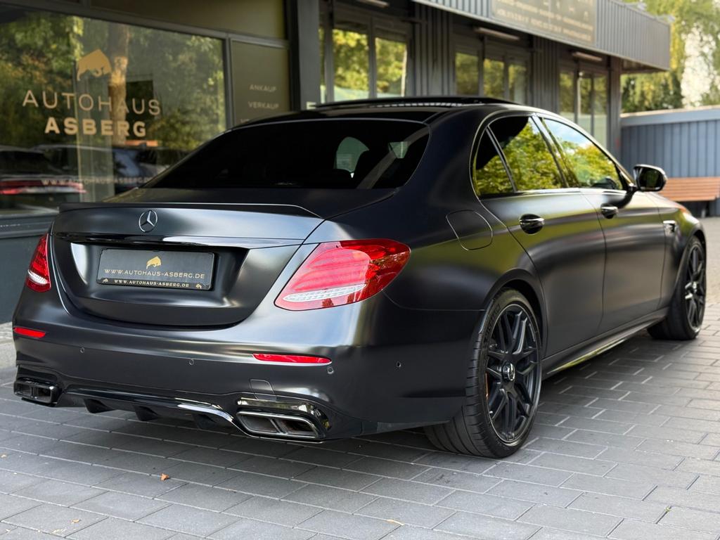 Mercedes-Benz E 63 AMG