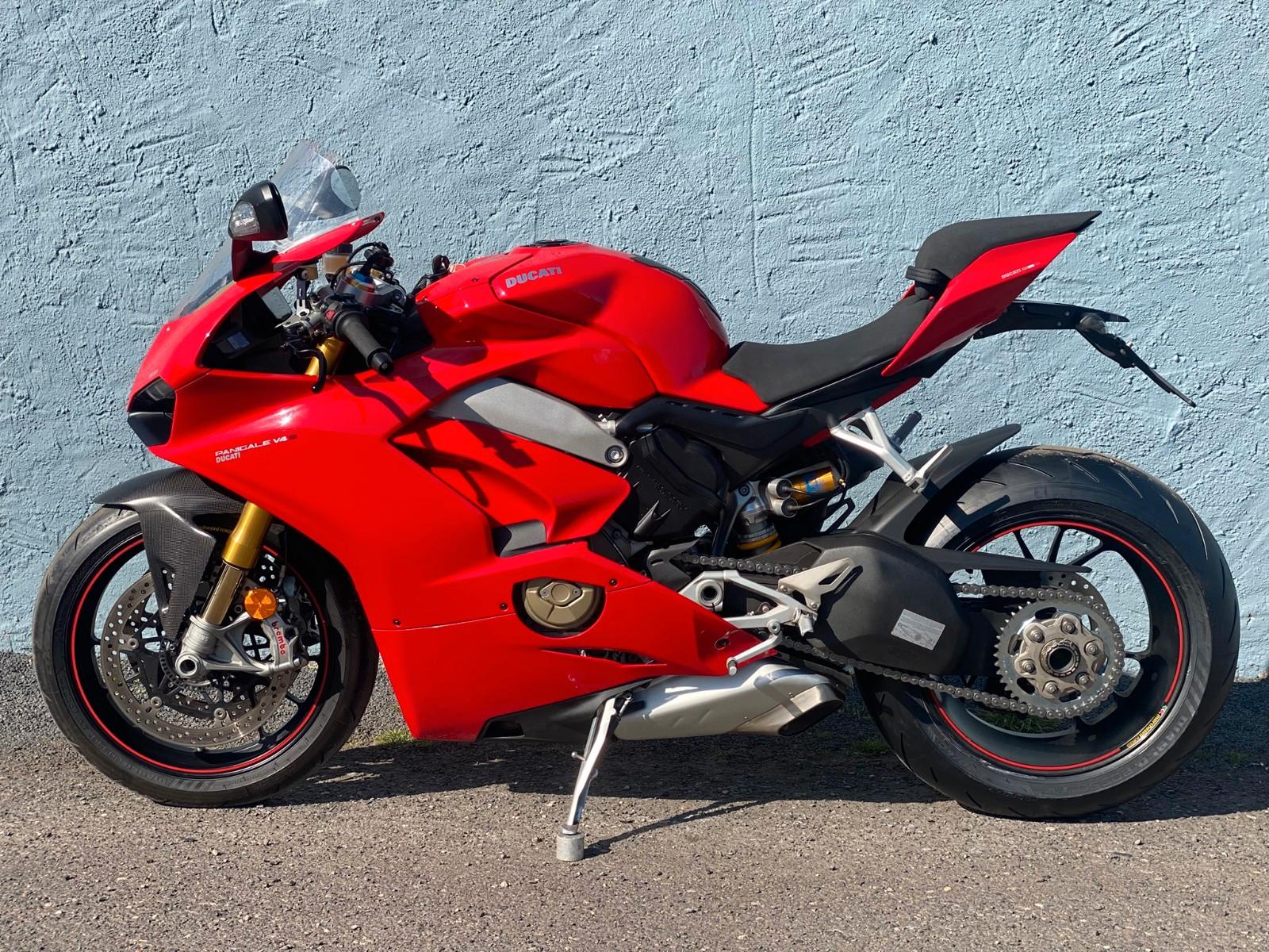 Ducati PANIGALE V 4 S ÖHLINS MIT GARANTIE TOP ZUSTAND
