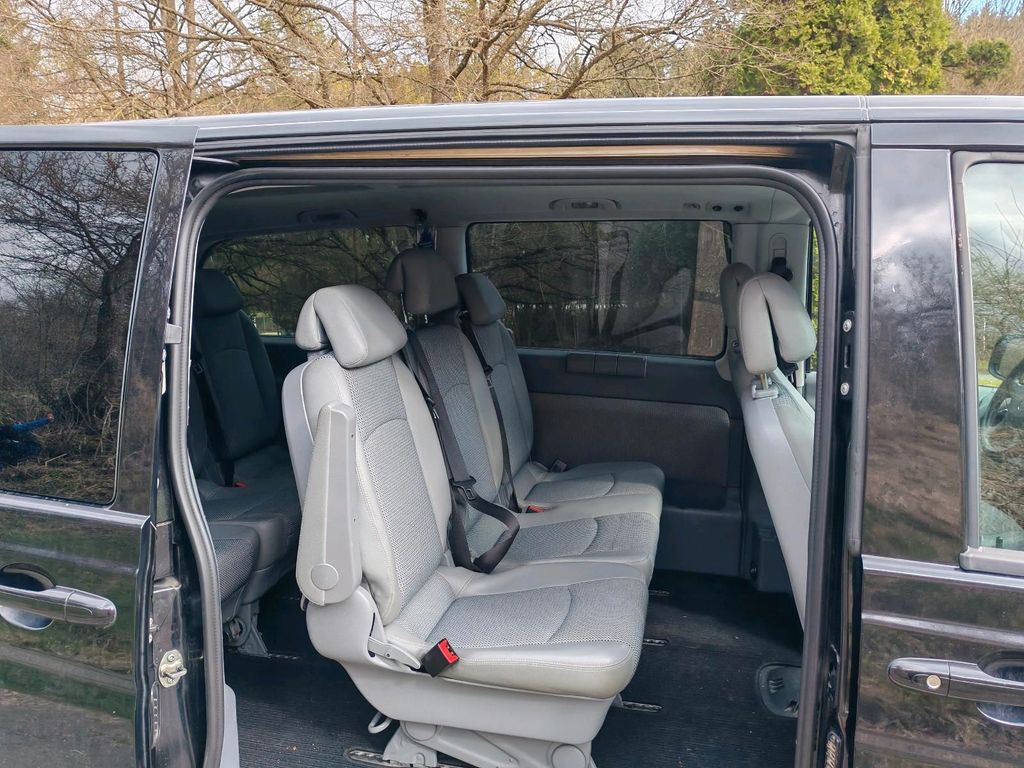 Image of Mercedes-Benz Viano