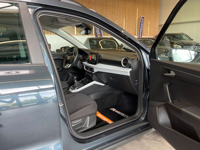 Seat Arona Style *1.HAND*LED*SPURASSIST*PDC*SZHZ*