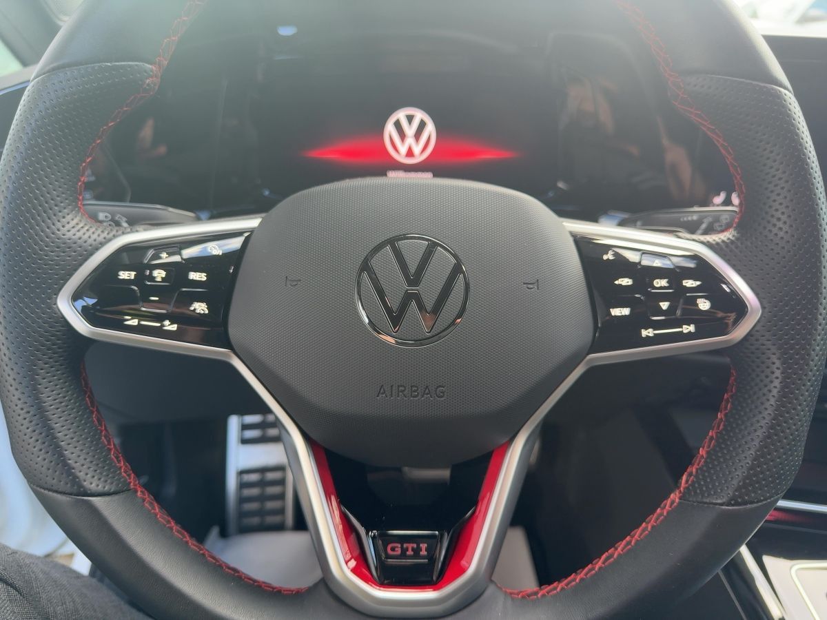 Volkswagen Golf - Bild 10