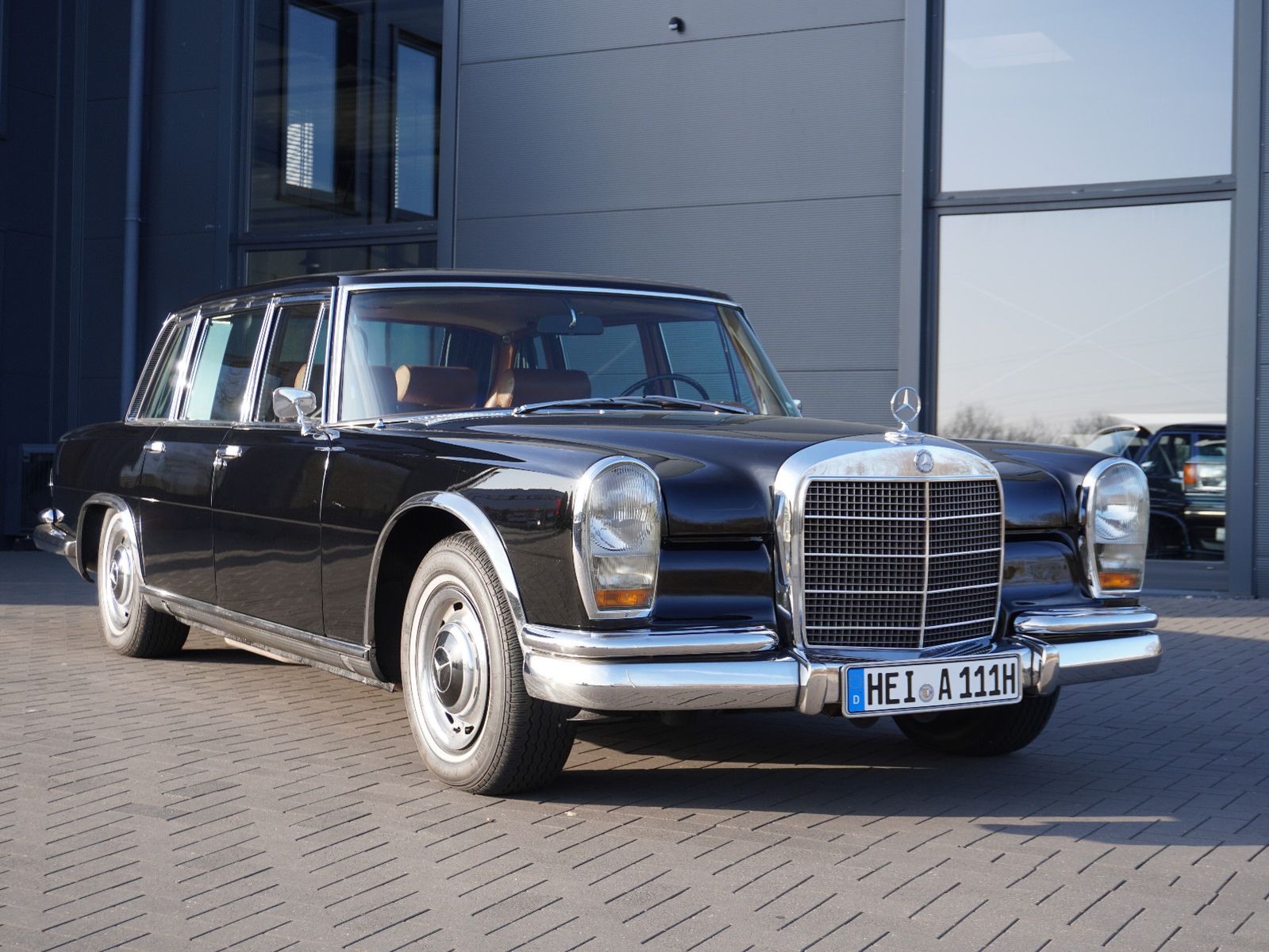Fahrzeugabbildung Mercedes-Benz 600